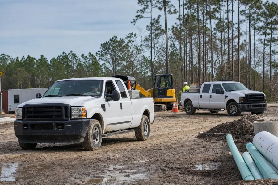 Ford F250 6.2L Gas (×2) in action